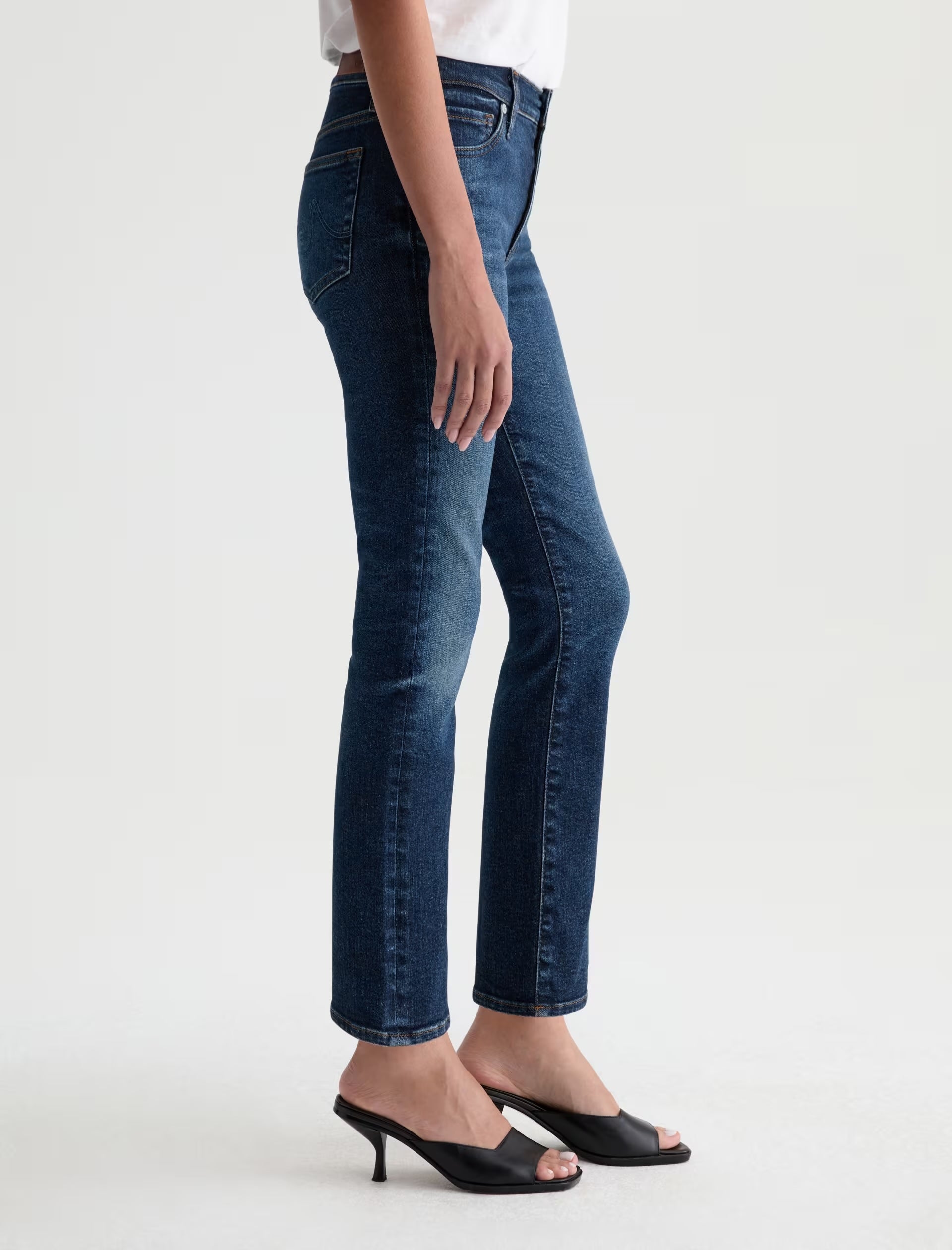 Mari Crop