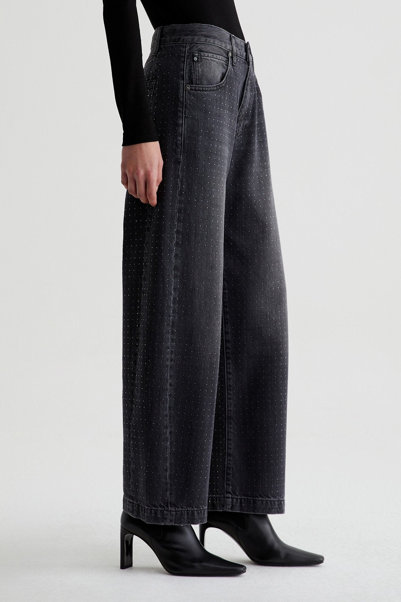 hattie-barrel-with-rhinestones