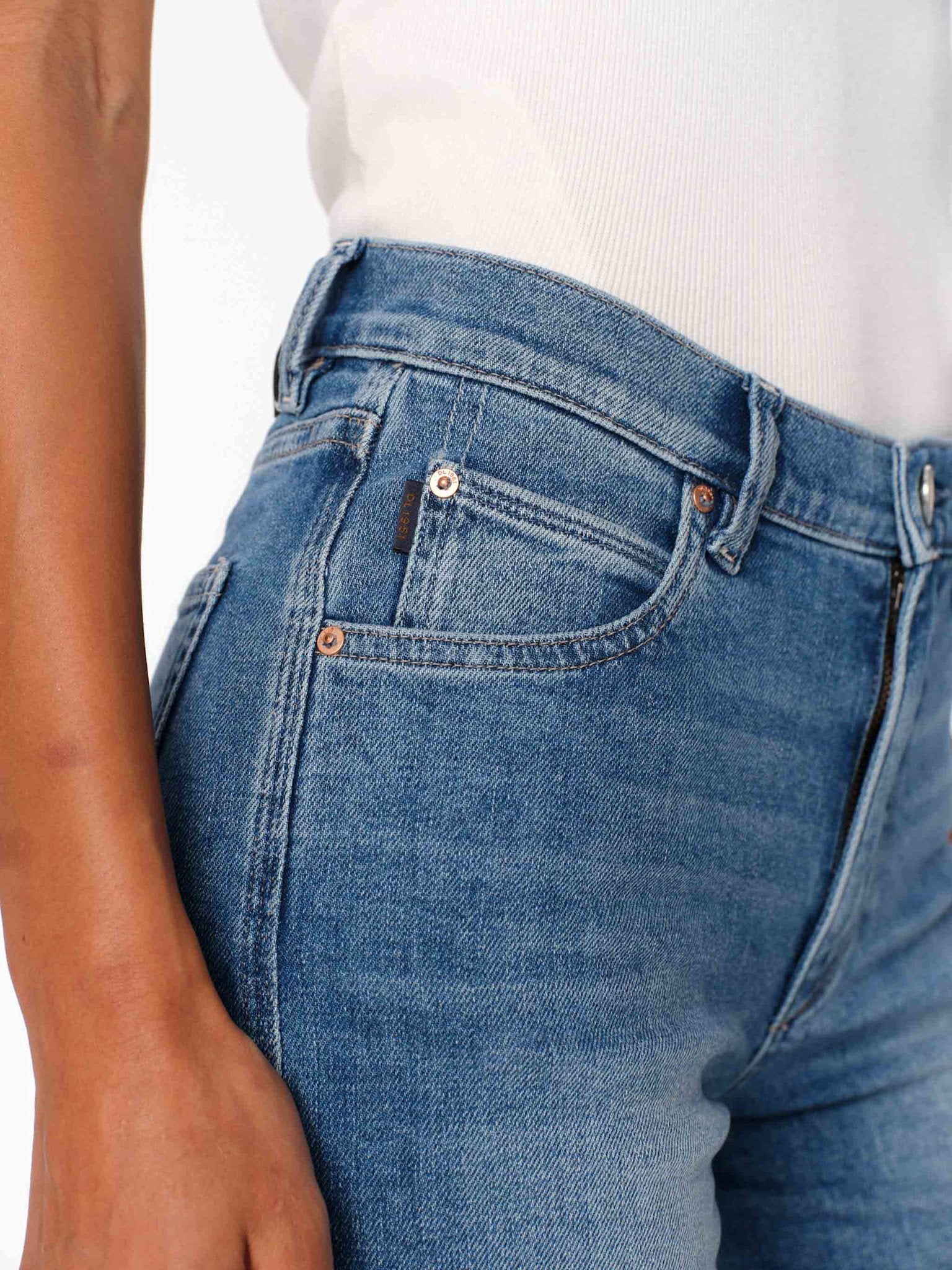 thea-relaxed-boyfriend