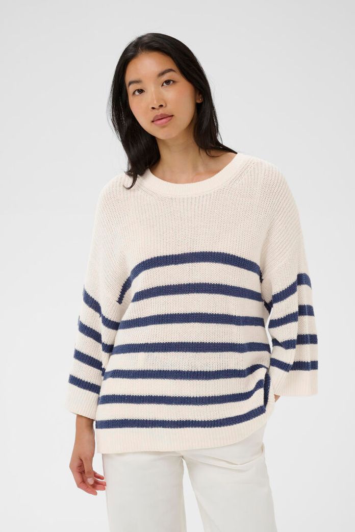 Aliza Pullover