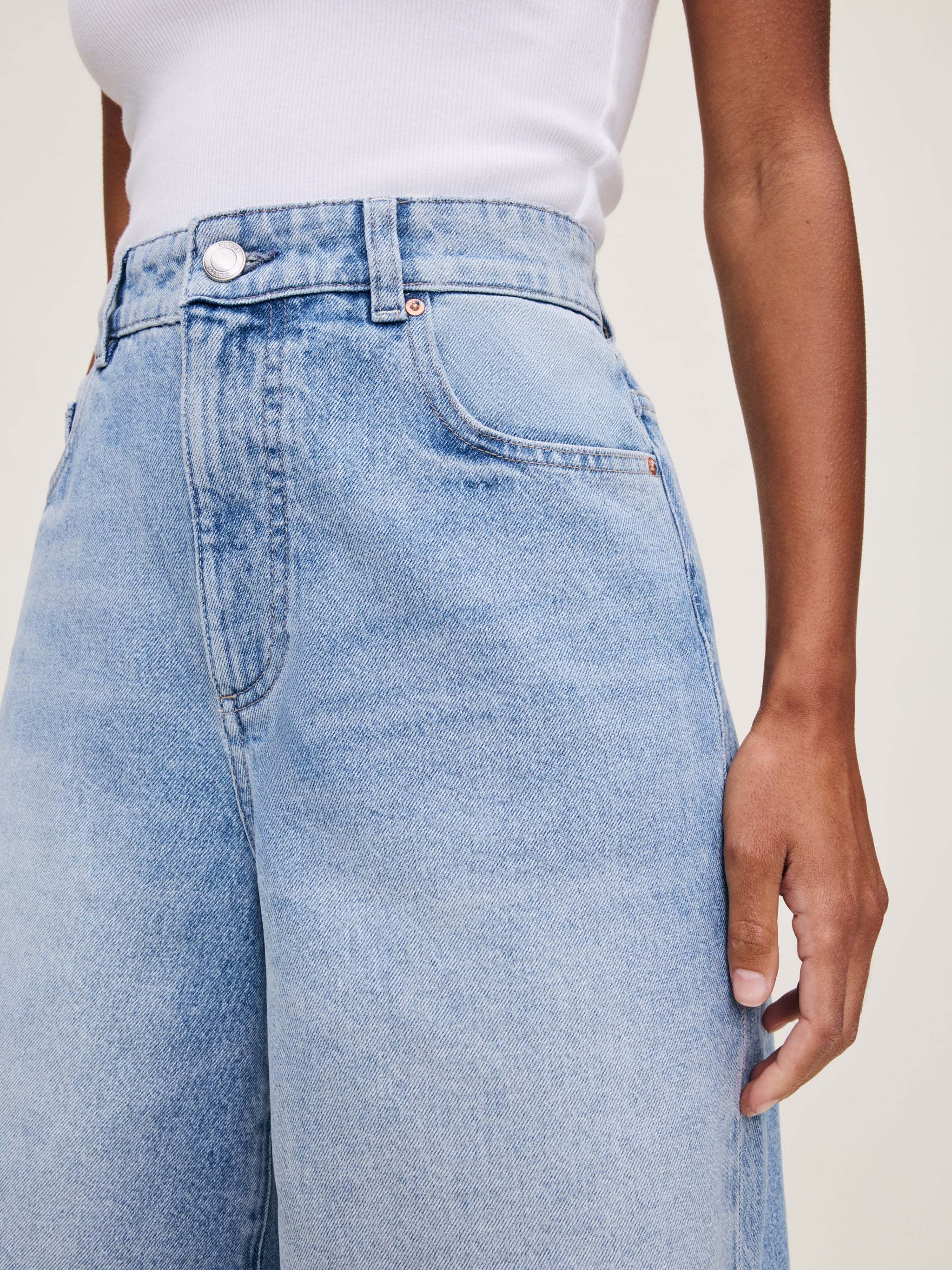 Lucila Short