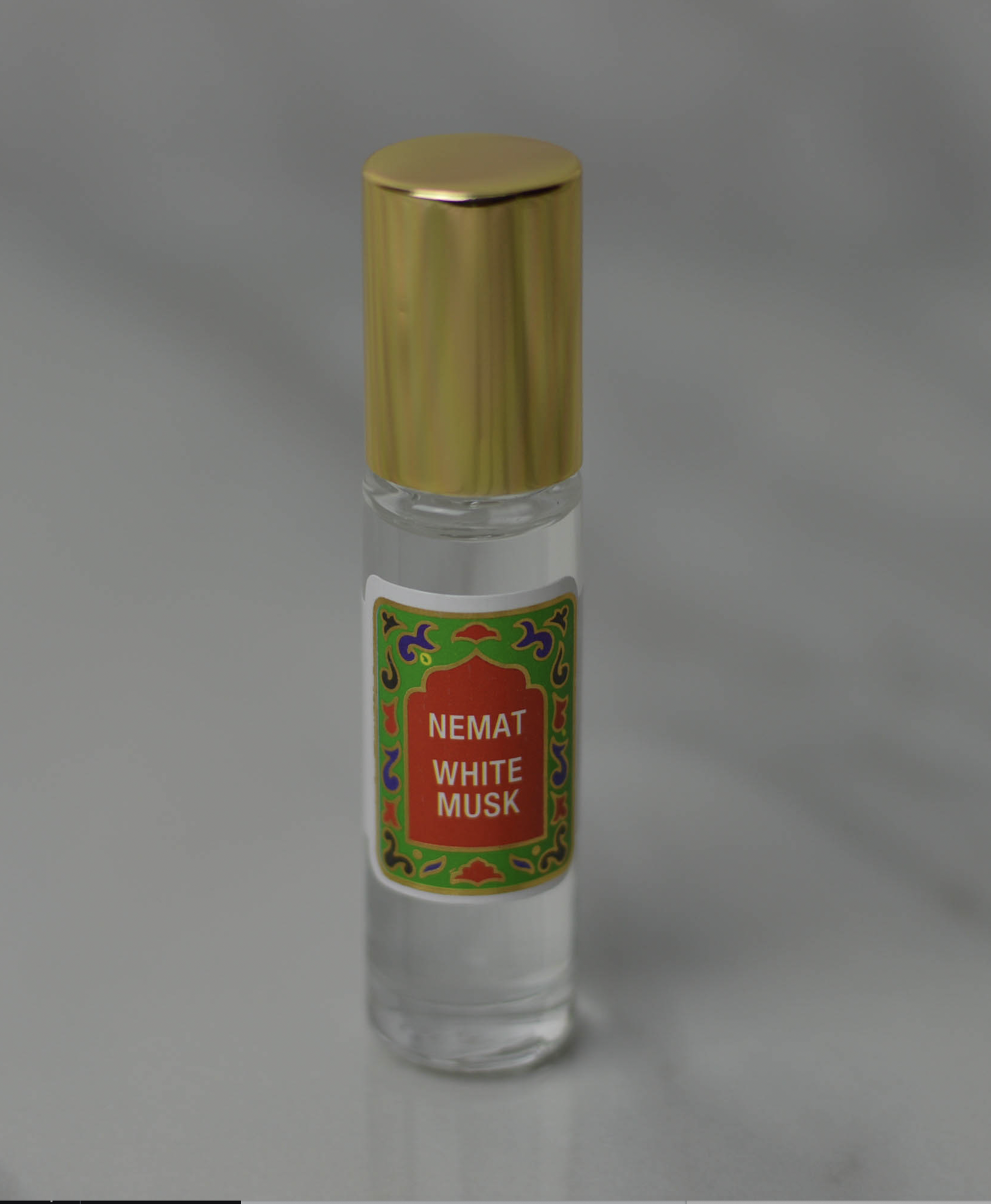white-musk-purfume-oil-roll-on