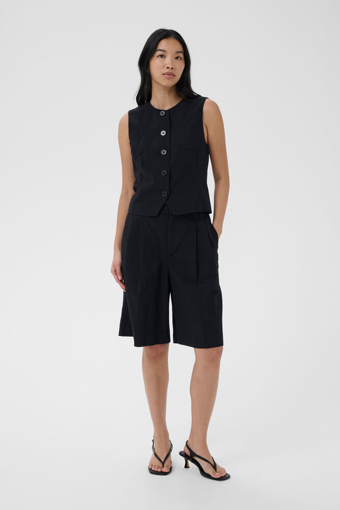 Benitta Vest