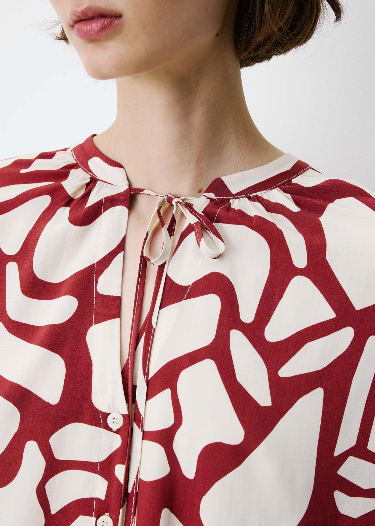 Ambrine Blouse