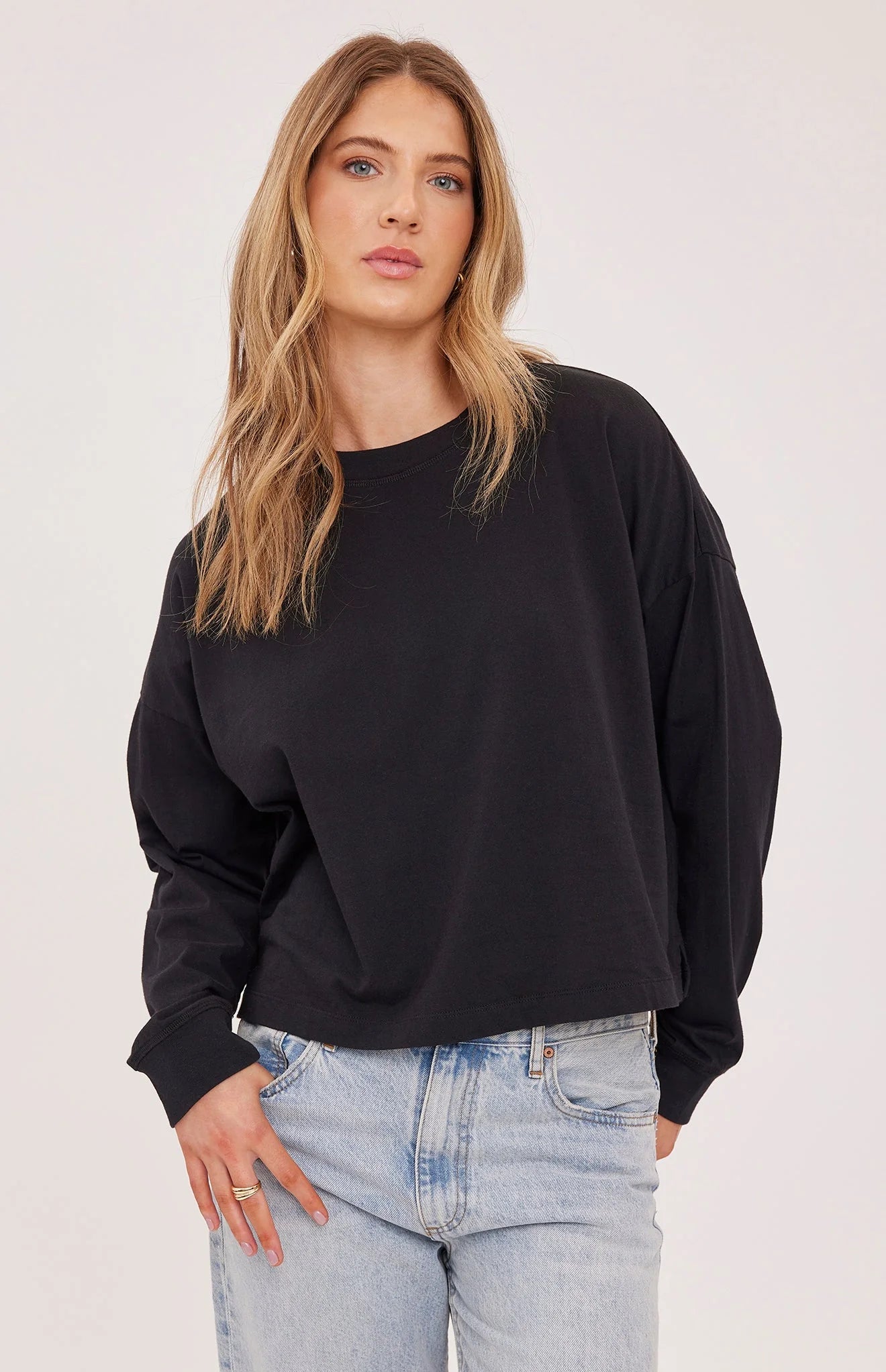 Christy Longsleve Tee