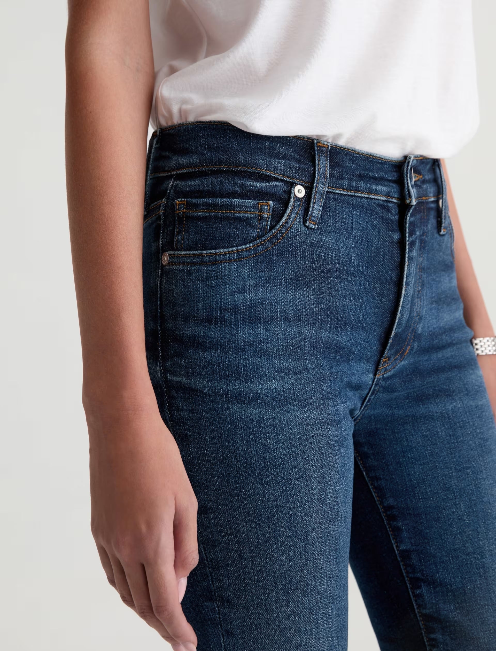 Mari Crop