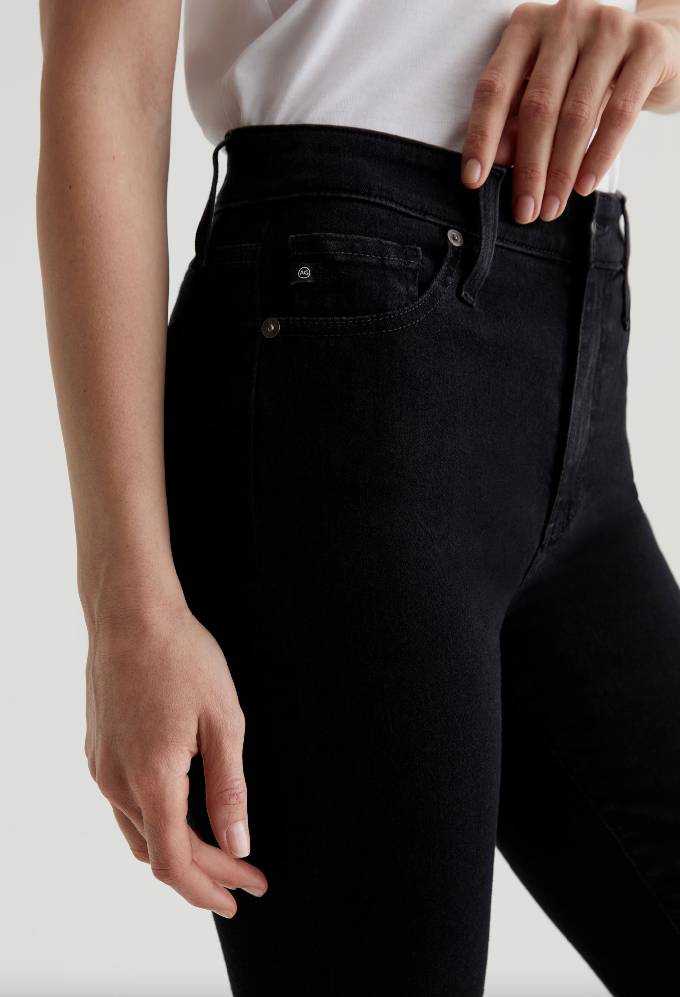 mari-mid-rise-slim-straight