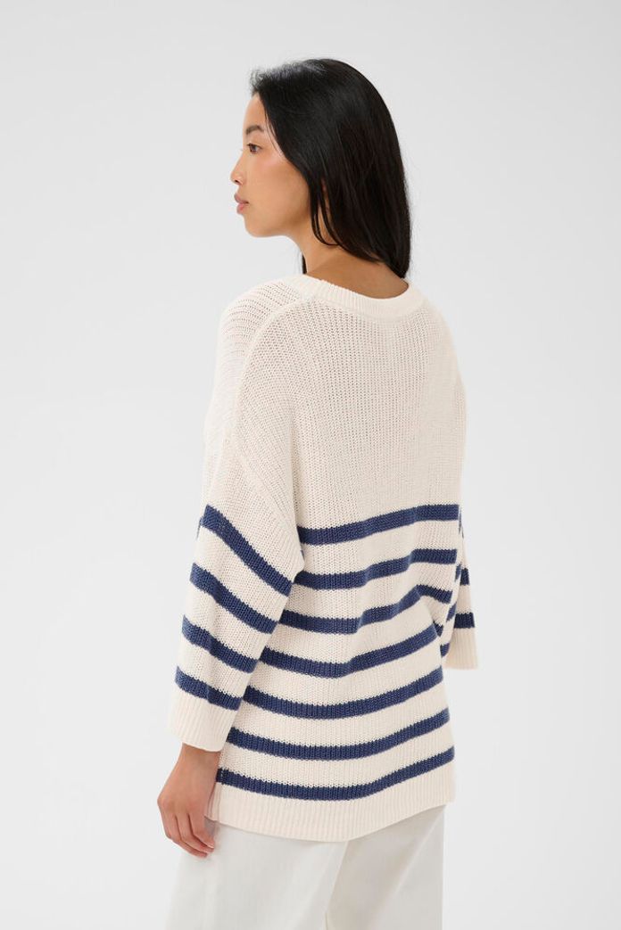 Aliza Pullover