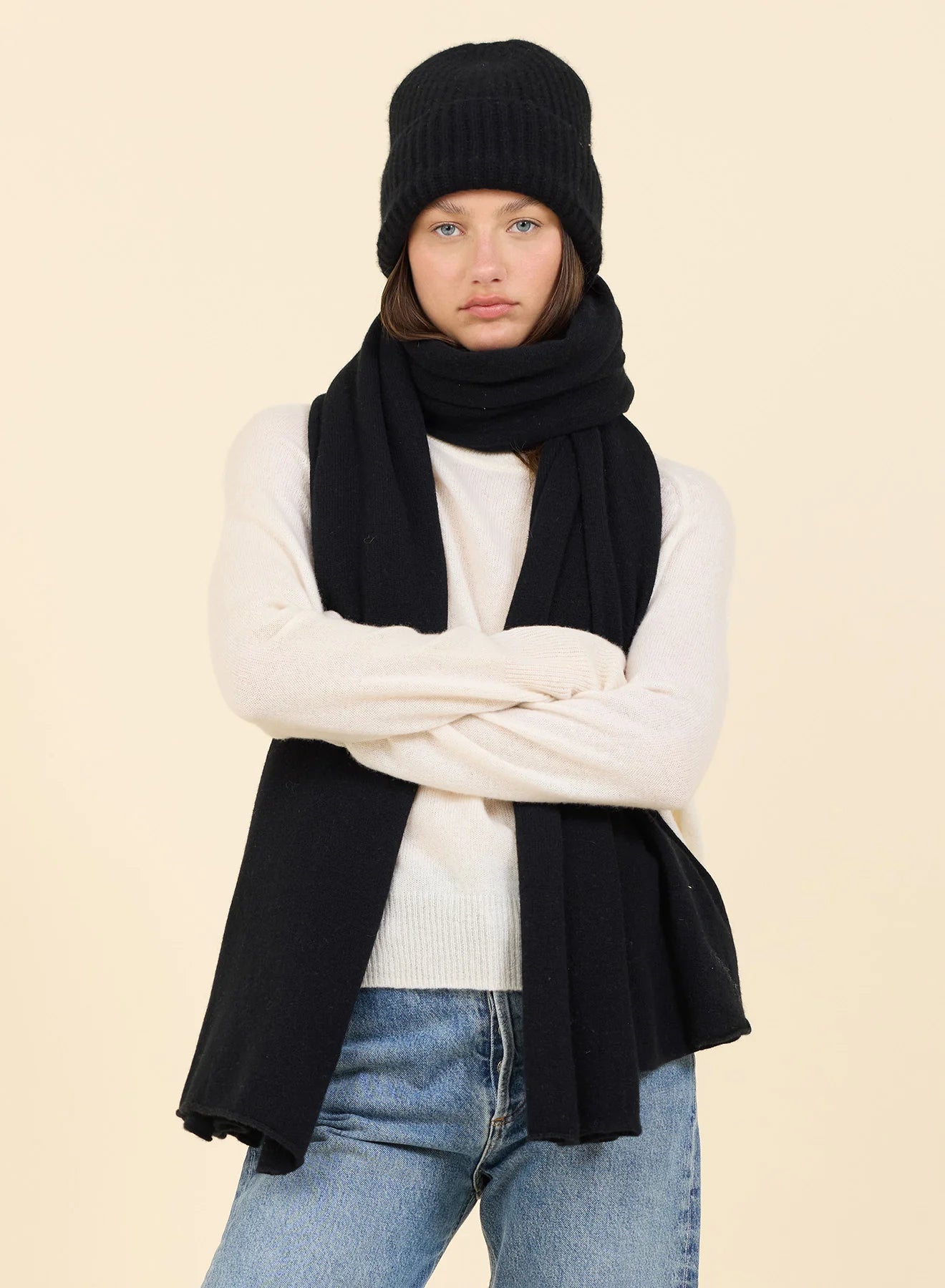 sloane-cashmere-travel-scarf